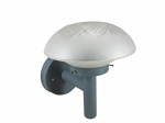 LUMINÁRIA, uma (1) arandela para uma lâmpada, confeccionada em metal esmaltado na tonalidade verde, cúpula em vidro satine com lapidação de palmas, flor ao centro e elementos geométricos, fiação nova, medindo 28x26cm.