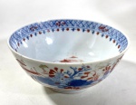CIA DAS ÍNDIAS -SÉCULO XVIII- 1735-1796- CHINA-PERÍODO QUIANLONG OU KANGXI- DINASTIA QUING - ANTIGA TIGELA EM PORCELANA CHINESA. APRESENTA RESTAURO. MEDIDAS: 7 X 12,5 CM