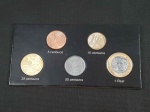 Brasil, FOLDER com as moedas do "Real - Segunda Família", flor de cunho. Inclui comemorativa de 30 anos