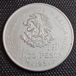 México, moeda de prata de 5 pesos de 1951, teor 0,720. Total de 27,78 gramas. Lindo item!