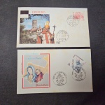Lote com 2 FDC's de viagens do Papa João Paulo II