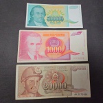 Iugoslávia, lote com 3 cédulas MBC, sob, sob/FE