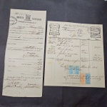 Brasil, lote com 2 documentos fiscais, sendo Nota Fiscal de compra de armazém de 1916 de Santo Amaro, com selos/estampilhas fiscais do estado do R. G. do Sul. O outro pagamento de imposto territorial de 1919, do mesmo estado também com selos/estampilhas fiscais do RS. Excelente estado!