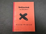 Alemanha III Reich, NAZISMO, caderneta de 1941, período da II Guerra Mundial, com um x apagando os símbolos nazistas a águia e a suástica. Trata-se de caderneta de poupança que era realizada pelo Correio Nazista (ocupação da Áustria). Dentro, carimbo avalizando os depósitos realizados. Todas as páginas possuem os símbolos nazistas. Raríssimo item! Cotação internacional. OBS: O item não Promove ou glorifica a violência da intolerância racial ou religiosa. Está à venda apenas para fins de preservação da memória histórica. A Casa de Leilões não faz apologia a quaisquer movimentos políticos ou ideológicos, bem como repudia qualquer ideologia de cunho racista.