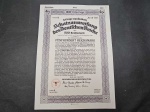 Alemanha Nazista, III Reich, apólice de 1937 de 500 marcos mostrando os símbolos nazistas : águia e suástica, excelente estado de conservação, raro item neste estado, qualidade europeia. OBS: O item não Promove ou glorifica a violência da intolerância racial ou religiosa. Está à venda apenas para fins de preservação da memória histórica. A Casa de Leilões não faz apologia a quaisquer movimentos políticos ou ideológicos, bem como repudia qualquer ideologia de cunho racista