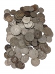 Numismatica. Lote contendo moedas variadas nacionais e estrangeiras, em diferentes períodos, metais, módulos e estados de conservação, incluindo exemplares do Brasil, Estados Unidos e outros países. Peso total: 911 gramas.