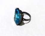 Vintage Fashion Luxo Jóias, Anelão em Prata de Lei 925, com Grande Topázio Sky lapidado medindo 17 x 22mm. Aro 20. Peso total 11,16gr