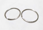 Vintage Luxo Jóias, Par de Brincos Argolas, em Prata de Lei, medindo 4cm de diâmetro. Peso total 4gr