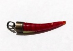 Vintage Fashion Jóias, Pingente Amuleto representando Pimenta Murano, em vidro e com Base e Argola em Prata de Lei, medindo 4,3cm