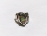 Vintage Luxo Jóias, Anel Texturizado em Ondas de Prata de Lei com Abalone em forma de Lágrima. Aro 16,5. Peso total 4,79gr