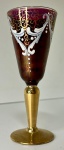 Lindo copinho estilo veneziano na cor vermelho com pintura relevo e aplicações em dourado. Mede: 11,5x4,5 cm