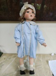 Antiga Boneca em porcelana  - modelo B19- (VEB19)