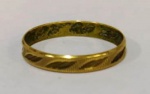 Aliança em ouro 18K - Ranhuras internas - aro 16 - 1,2g