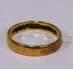 Aliança em ouro 18K -  aro 15 - 2,9g