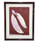 ANTIGA LITOGRAFIA ABSTRATA EMOLDURADA E COM PROTEÇÃO DE VIDRO. ASSINADA.  MEDINDO A MOLDURA 56 X 44 CM