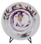 ANTIGO MEDALHÃO DE COLEÇÃO EM PORCELANA PINTADO A MÃO - COLEÇÃO HABANA - NUMERADO 33 / 250. MEDINDO 31.5 CM