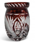 ANTIGO VASO EM CRISTAL EUROPEU DOUBLE RUBY . BICADO NA BORDA. MEDINDO 16.5 X 11 CM