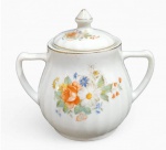 POZZANI - ANTIGO AÇUCAREIRO EM PORCELANA CANELADA COM DECORAÇÃO FLORAL. COM BICADO INTERNO. MEDINDO 610.5 X 8.5 X 13 CM