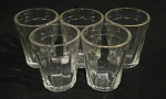 CONJUNTO DE CINCO COPINHOS EM VIDRO PARA APERITIVO MARCA KOPAL.  MEDINDO 5.5 X 4.5 CM
