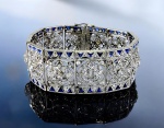 Antiga pulseira em platina com safiras e diamantes old cut , aprox. 1,80 ct. Peso 34 gr. Med. 18 cm