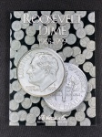 Livro Porta Moedas - Coin Holder H.E Harris & Co. Roosevelt Dime 1965-1999, com as moedas circuladas dos anos: 1965 x 2, 1966, 1967, 1968, 1968 D, 1969 D, 1970, 1971 D, 1972, 1974, 1975, 1975 D, 1976 D, 1977, 1977 D, 1980 P, 1982 P, 1982 D, 1984 P, 1985 P, 1986 P, 1986 D, 1987 P, 1987 D, 1988 P, 1988 D, 1989 P, 1989 D, 1990 P, 1990 D, 1991 P, 1992 P, 1992 D, 1993 D, 1994 P, 1996 P, 1997 P, 1997 D, 1998 P, 1998 D, 1999 P, 1999 D.