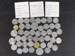 Moedas circuladas da Lituânia e 3 envelopes identificados, 1 Centas 1991 x 41, 2 Centai 1991 x 2, 5 Centai 1991 x 2, 10 Centu 2008, 20 Centu 2008.