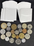 Moedas circuladas de países europeus e 16 envelopes identificados, Polônia – 10 Groszy 1949, Polônia – 10 Groszy 1976, Polônia – 20 Groszy 1991, Polônia – 1 Zloty 1994, Bósnia e Herzegovina – 1 KM 2000, Luxemburgo – 1 Franc 1980, Luxemburgo – 1 Franc 1981, Luxemburgo – 5 Franc 1986, Luxemburgo – 20 Franc 1980, Noruega – 1 Krone 1997, Islândia – 5 Aurar 1981, Islândia – 10 Aurar 1981, Islândia – 50 Aurar 1986, Islândia – 1 Krona 1987, Iuguslávia – 1 Dinar 1973, Finlândia – 10 Pennia 1999, Estônia – 10 Senti 1992, Croácia – 1 Lipa 1993, Croácia – 1 Kuna 2001, Ucrânia – 2 Kopiyok 2008, Albânia – 5 Qindarka 1988, Turquia – 1 Lira 2002, Turquia – 1 Lira 2009, Turquia – 25 Kurus 1966.
