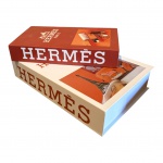 Duas caixas de abrir em madeira compensado , Hermés, marca famosa Francesa, medem