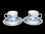 Colecionável: Par de xícaras vintage, para cafezinho, em porcelana, marca Schmidt (nacional).