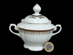 Açucareiro em porcelana vintage nacional marca Real, com decoração em detalhes em pintura à ouro feito à mão.