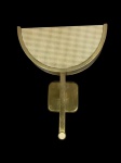 Aplique de parede para 2 lâmpadas, feito em latão e vidro  - 36,5 cm comp. (metal com algumas marcas).