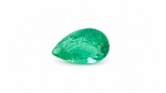 Esmeralda Verde 0,63 CT 100% Natural. Peso Total 0,63 ct. Dimensão: 7 x 4 mm. Cor: Verde. Lapidação: Gota. Quantidade de pedra 1 unidade. Codigo: 3673