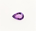 Ametista Roxo 5,15 ct 100% Natural. Peso total: 5,15 ct. Dimensão: 15 x 10 mm. Cor: Roxo . Lapidação: Gota Facetada. Quantidade : 1 unidade. . Código: F-3330
