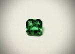 Esmeralda Verde 1 CT 100% Natural. Peso Total 1 ct. Dimensão: 6 x 5 mm. Cor: Verde. Lapidação: Retangular. Quantidade de pedra 1 unidade. Codigo: 3653