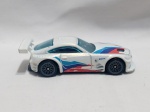 HOT WHEELS - Hot Wheels BMW Z4 M Motorsport branco, modelo de 2020 da série Nightburnerz. A miniatura é fabricada na Malásia com carroceria de metal. O modelo possui o número de peça GHD16 e foi lançado no lote de 2020.  Detalhes conforme fotos, _(ºLº)_ Caso necessite, tire todas suas dúvidas via atendimento personalizado por WhatsApp: (11) 98681-9377. Não deixe para última hora! Antecipadamente agradecemos pelo seu lance. Sem testes ou garantias futuras de originalidade, funcionalidade, material ou procedência.