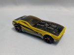 HOT WHEELS - Miniatura Hot Wheels Bye Focal II amarelo, modelo de 2011. O modelo possui um capô transparente com detalhes de motor expostos. Detalhes conforme fotos, _(ºLº)_ Caso necessite, tire todas suas dúvidas via atendimento personalizado por WhatsApp: (11) 98681-9377. Não deixe para última hora! Antecipadamente agradecemos pelo seu lance. Sem testes ou garantias futuras de originalidade, funcionalidade, material ou procedência.