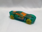 HOT WHEELS -  Hot Wheels do modelo Bullet Proof. Faz parte da série X-Raycers, caracterizada por corpos translúcidos. Esta versão específica é verde-água translúcido com interior laranja. Foi lançado originalmente por volta de 2015-2016. Detalhes conforme fotos, _(ºLº)_ Caso necessite, tire todas suas dúvidas via atendimento personalizado por WhatsApp: (11) 98681-9377. Não deixe para última hora! Antecipadamente agradecemos pelo seu lance. Sem testes ou garantias futuras de originalidade, funcionalidade, material ou procedência.