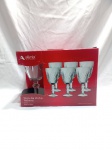 Conjunto com 6 taças Allmix Toscana Glass Wine Glass é fabricado em vidro resistente e apresenta um design texturizado clássico. Aprox. 8 x 8 x 16cm, 200 ml cada. Detalhes conforme fotos, _(ºLº)_ Caso necessite, tire todas suas dúvidas via atendimento personalizado por WhatsApp: (11) 98681-9377. Não deixe para última hora! Antecipadamente agradecemos pelo seu lance. Sem testes ou garantias futuras de originalidade, funcionalidade, material ou procedência.