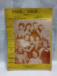 Partitura antiga para acordeão do baião `Chuá... Chuá...`, arranjada por Mário Mascarenhas e publicada pela editora Rio Musical Ltda em 1954. A música foi composta por Pedro de Sá Pereira com letra de Marques Porto e Ary Pavão. A capa apresenta uma fotografia de estúdio com várias pessoas em trajes de época. Detalhes conforme fotos, _(ºLº)_ Caso necessite, tire todas suas dúvidas via atendimento personalizado por WhatsApp: (11) 98681-9377. Não deixe para última hora! Antecipadamente agradecemos pelo seu lance. Sem testes ou garantias futuras de originalidade, funcionalidade, material ou procedência.