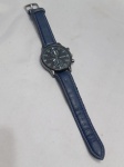 Relógio de pulso masculino Migeer com pulseira de couro sintético azul e mostrador analógico preto. Sem testes. Detalhes conforme fotos, _(ºLº)_ Caso necessite, tire todas suas dúvidas via atendimento personalizado por WhatsApp: (11) 98681-9377. Não deixe para última hora! Antecipadamente agradecemos pelo seu lance. Sem testes ou garantias futuras de originalidade, funcionalidade, material ou procedência.