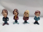 Miniaturas colecionáveis dos Beatles feitas de chumbo, comumente datadas dos anos 70. As peças apresentam desgaste natural na pintura devido à idade. Detalhes conforme fotos, _(ºLº)_ Caso necessite, tire todas suas dúvidas via atendimento personalizado por WhatsApp: (11) 98681-9377. Não deixe para última hora! Antecipadamente agradecemos pelo seu lance. Sem testes ou garantias futuras de originalidade, funcionalidade, material ou procedência.