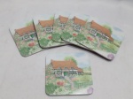 Conjunto com 6 porta-copos em melamina e cortiça com estampa de chalé campestre. Detalhes conforme fotos, _(ºLº)_ Caso necessite, tire todas suas dúvidas via atendimento personalizado por WhatsApp: (11) 98681-9377. Não deixe para última hora! Antecipadamente agradecemos pelo seu lance. Sem testes ou garantias futuras de originalidade, funcionalidade, material ou procedência.
