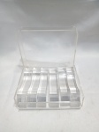 Organizador elegante para mesa de jantar. Kit descanso de talheres em acrílico cristal com 6 peças e uma caixa organizadora. Detalhes conforme fotos, _(ºLº)_ Caso necessite, tire todas suas dúvidas via atendimento personalizado por WhatsApp: (11) 98681-9377. Não deixe para última hora! Antecipadamente agradecemos pelo seu lance. Sem testes ou garantias futuras de originalidade, funcionalidade, material ou procedência.