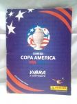 FUTEBOL - Livro Ilustrado Oficial Panini CONMEBOL Copa América USA 2024. Incompleto. Detalhes conforme fotos, _(ºLº)_ Caso necessite, tire todas suas dúvidas via atendimento personalizado por WhatsApp: (11) 98681-9377. Não deixe para última hora! Antecipadamente agradecemos pelo seu lance. Sem testes ou garantias futuras de originalidade, funcionalidade, material ou procedência.