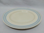 Travessa oval rasa em porcelana Newhall Hanley England Nirvana Shape. Medindo 28,5cm x 23cm.
