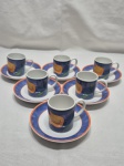 Jogo de 6 xícaras de café em porcelana estampada. Medindo 5cm x 5cm de altura.
