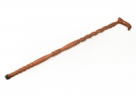 Bengala madeira nobre com 90 cm.