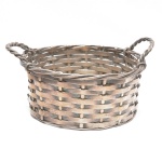 Cesta em metal altura total com alça 13,5 cm e diâmetro 21,5 cm.