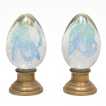 Par de pinhas em cristal altura total 15 cm.