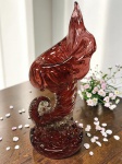 Magnifica e belíssima "CORNUCÓPIA EM MURANO"  Com contorno frisos e bolhas. Medidas: Alt. 57 x 20 cm.